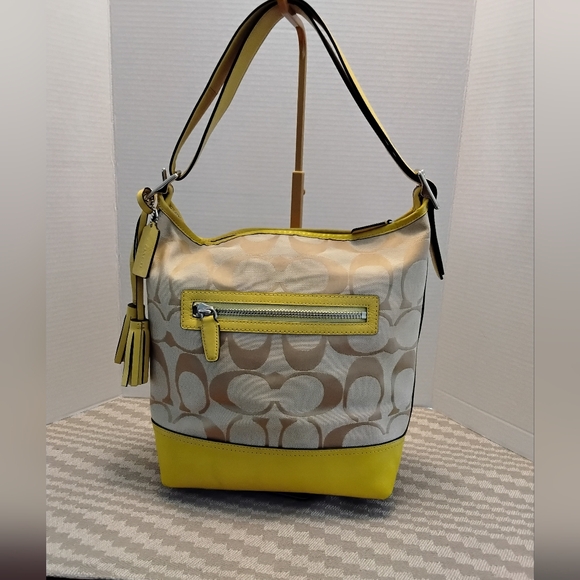 Coach Signature Hobo Shoulder Bag 💛 Style  21149 - Picture 2 of 9